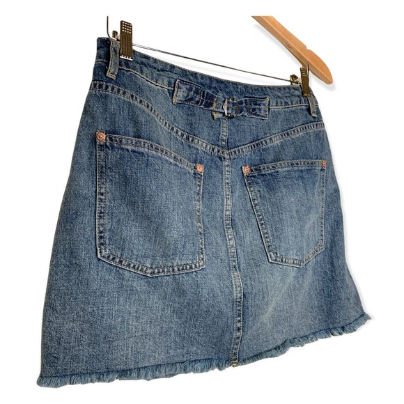 Free People We The Free Distressed Denim Button Fly Raw Hem Mini Skirt Size 28 - Picture 8 of 12